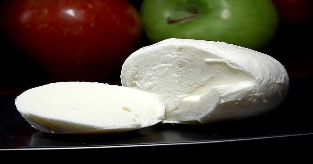 Benefits Of Mozzarella Cheese: 9 Amazing Health Benefits