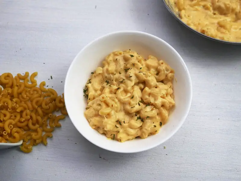 Best Substitutes for Milk in Mac &  Cheese (Dairy and Vegan)  Cooking Chops