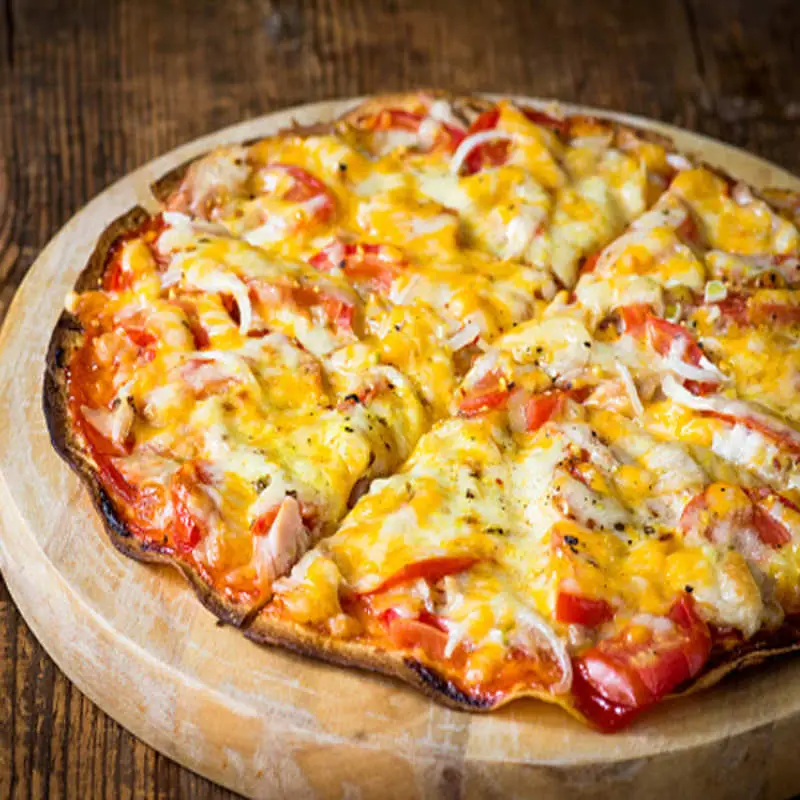 Cheese Khakra Pizza Recipe: How to Make Cheese Khakra Pizza