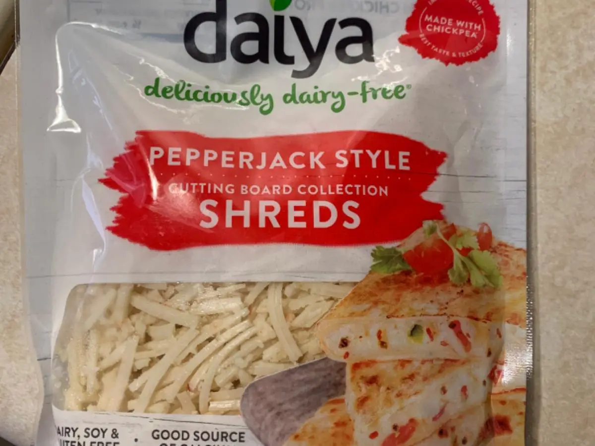 Cheese Shreds, Pepperjack Nutrition Facts