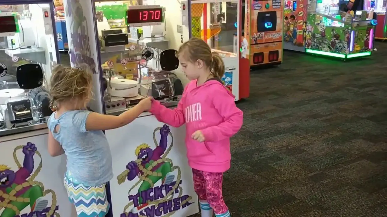 Chuck E Cheese Challenge Unlimited Play Pass Review ...