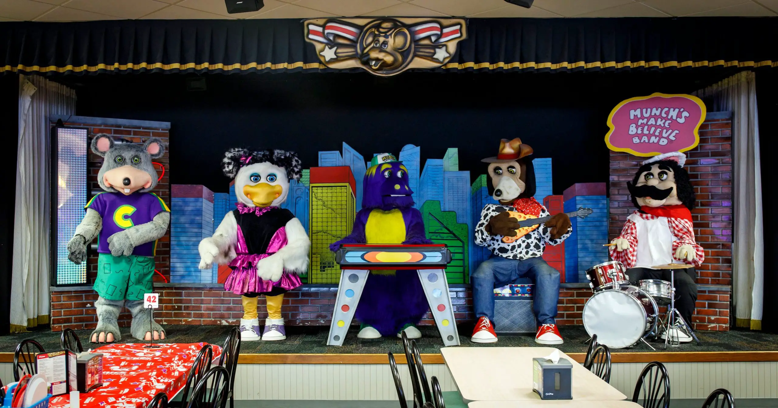 Chuck E. Cheese is breaking up the animatronic band
