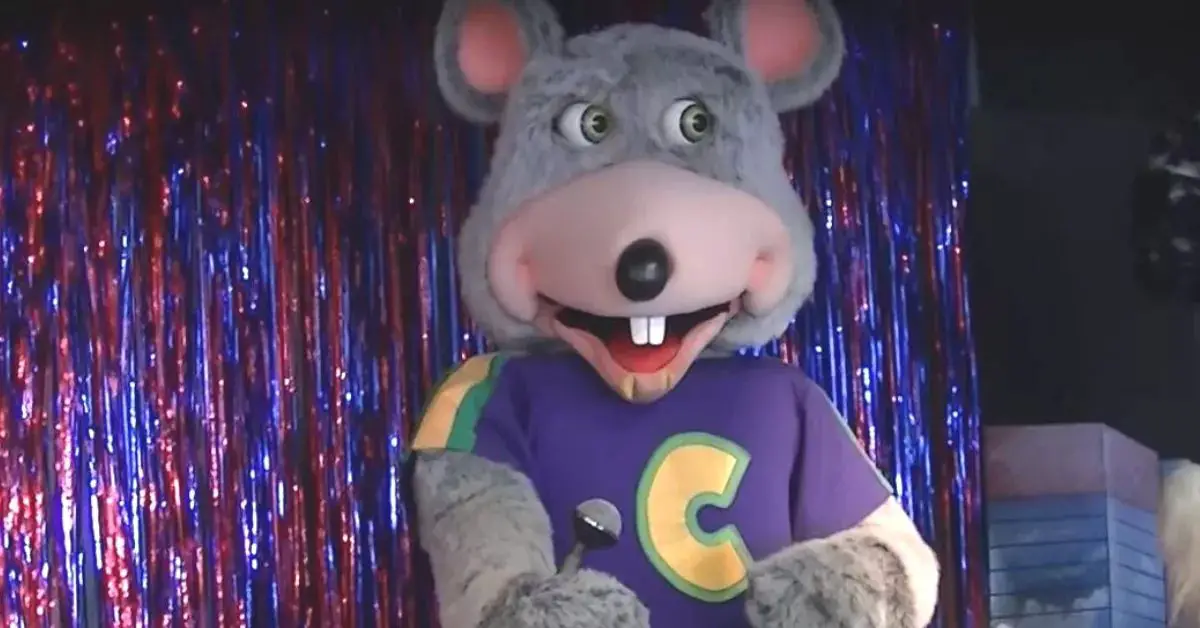 Chuck E. Cheese On Brink Of Bankruptcy, May Be Forced To Close All ...