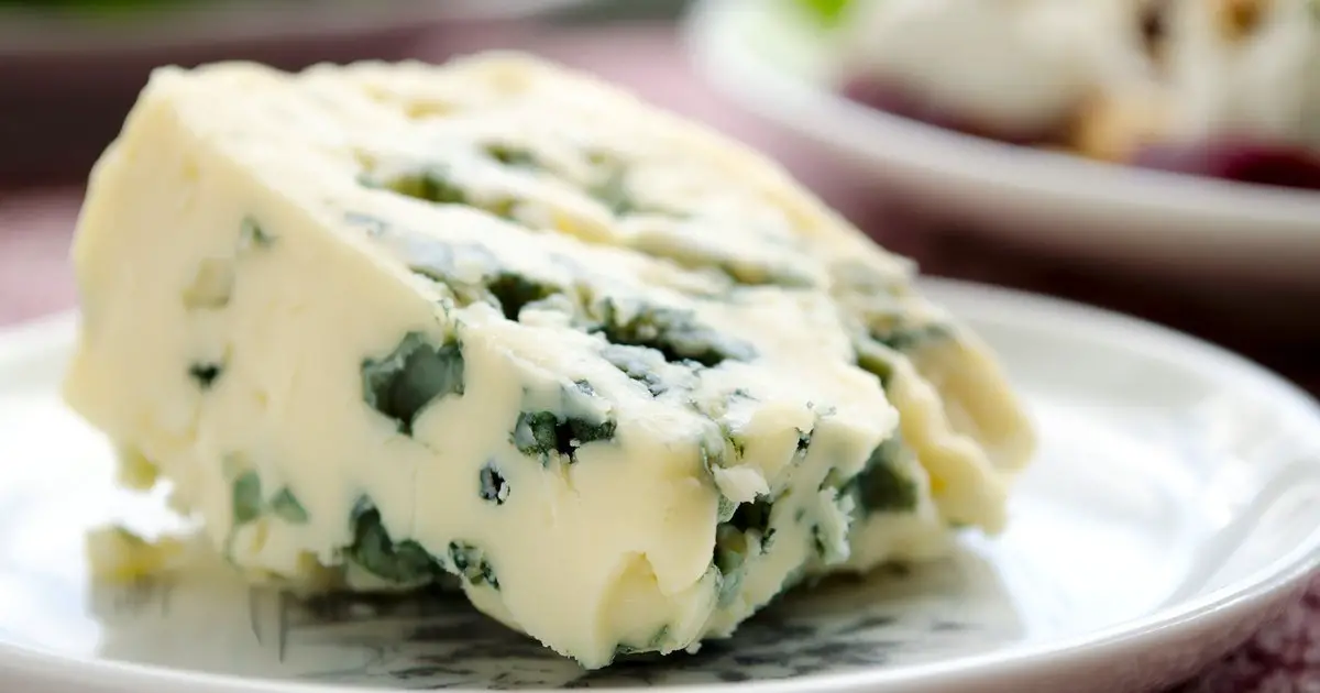 Does Blue Cheese Contain Lactose?