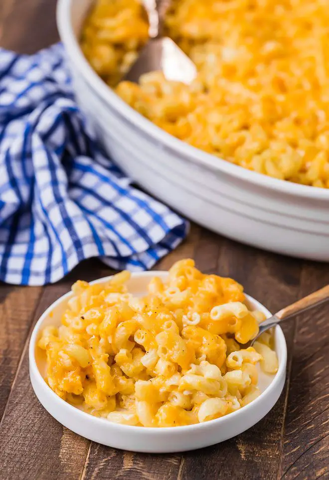 Easiest ever baked macaroni and cheese