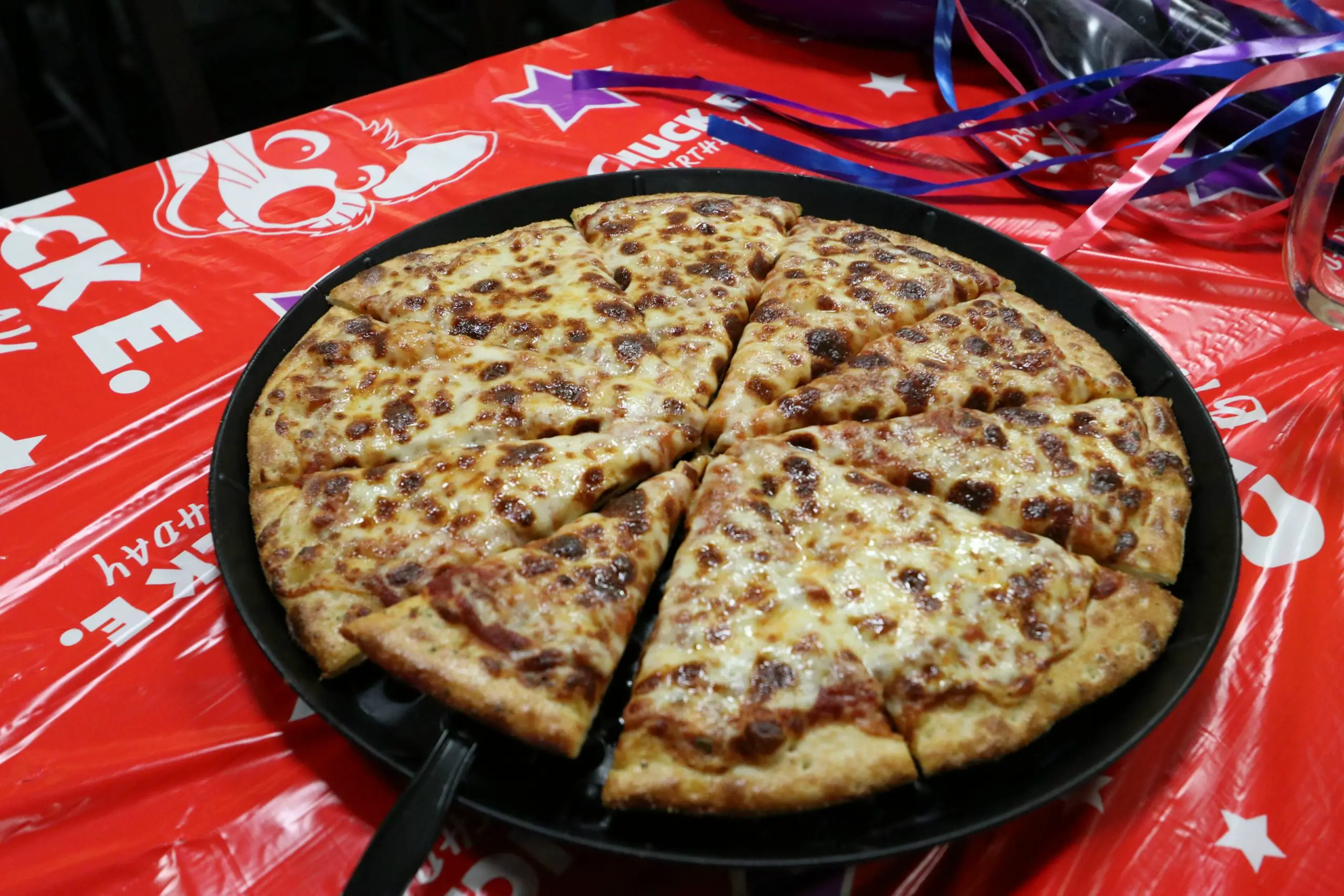 Epic New Birthday Parties At Chuck E. Cheeses