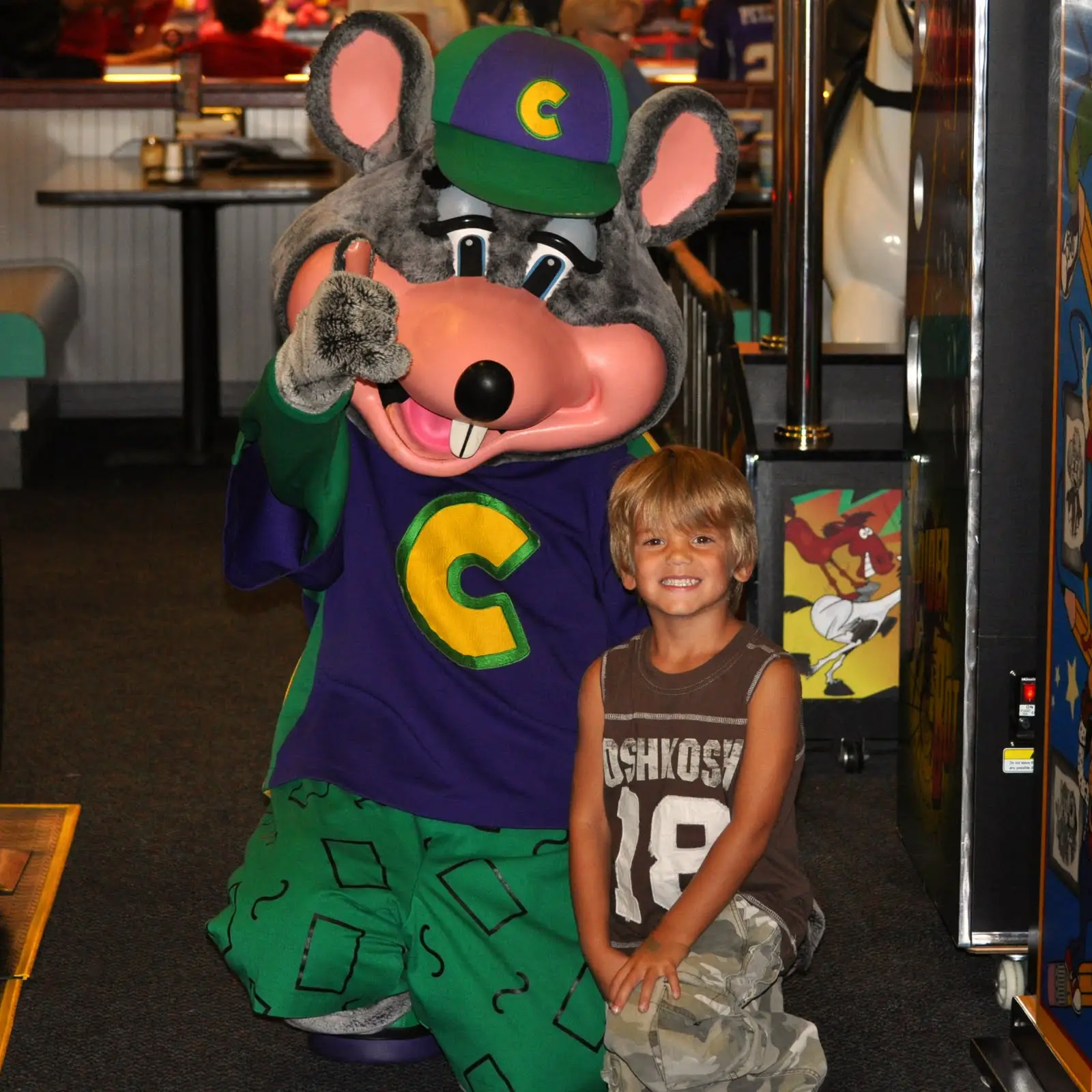 Home Is Where Your Camera Is...: ChuckE Cheese