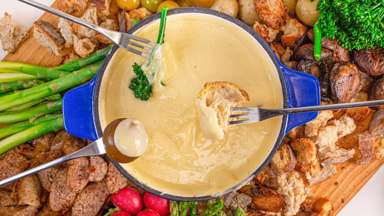 How To Make Cheese Fondue By Rachael