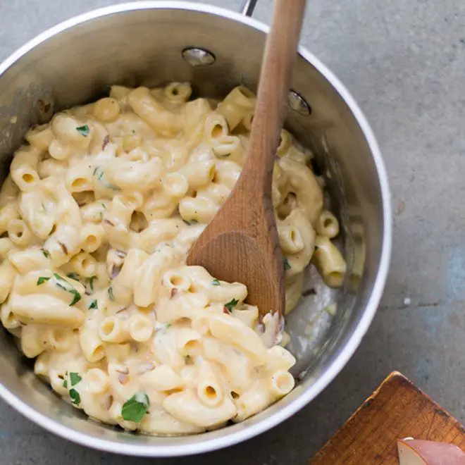 How to Make Stovetop Mac and Cheese That