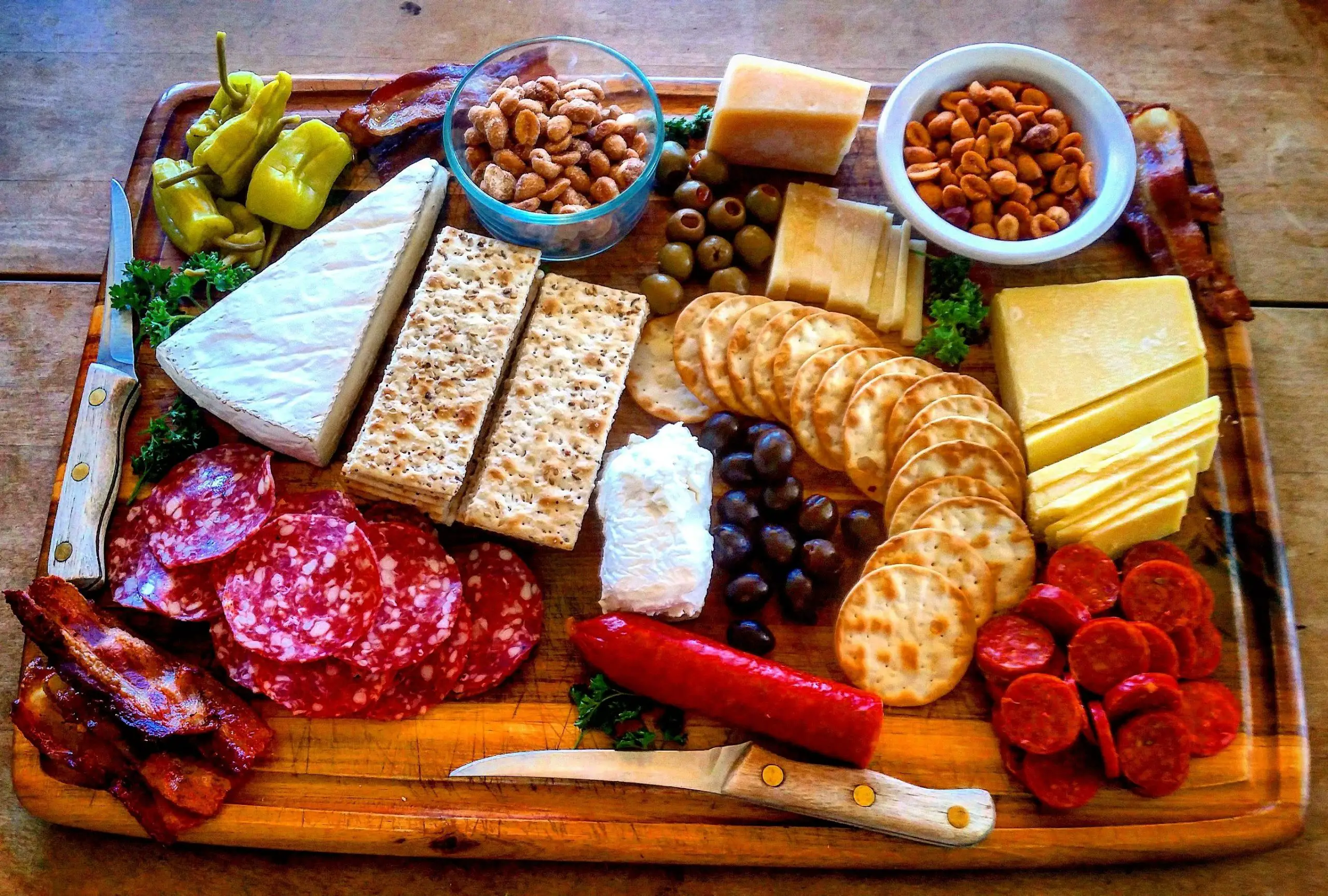 I made my first meat/cheese tray today. With Bacon! [OC] [1080x1080 ...
