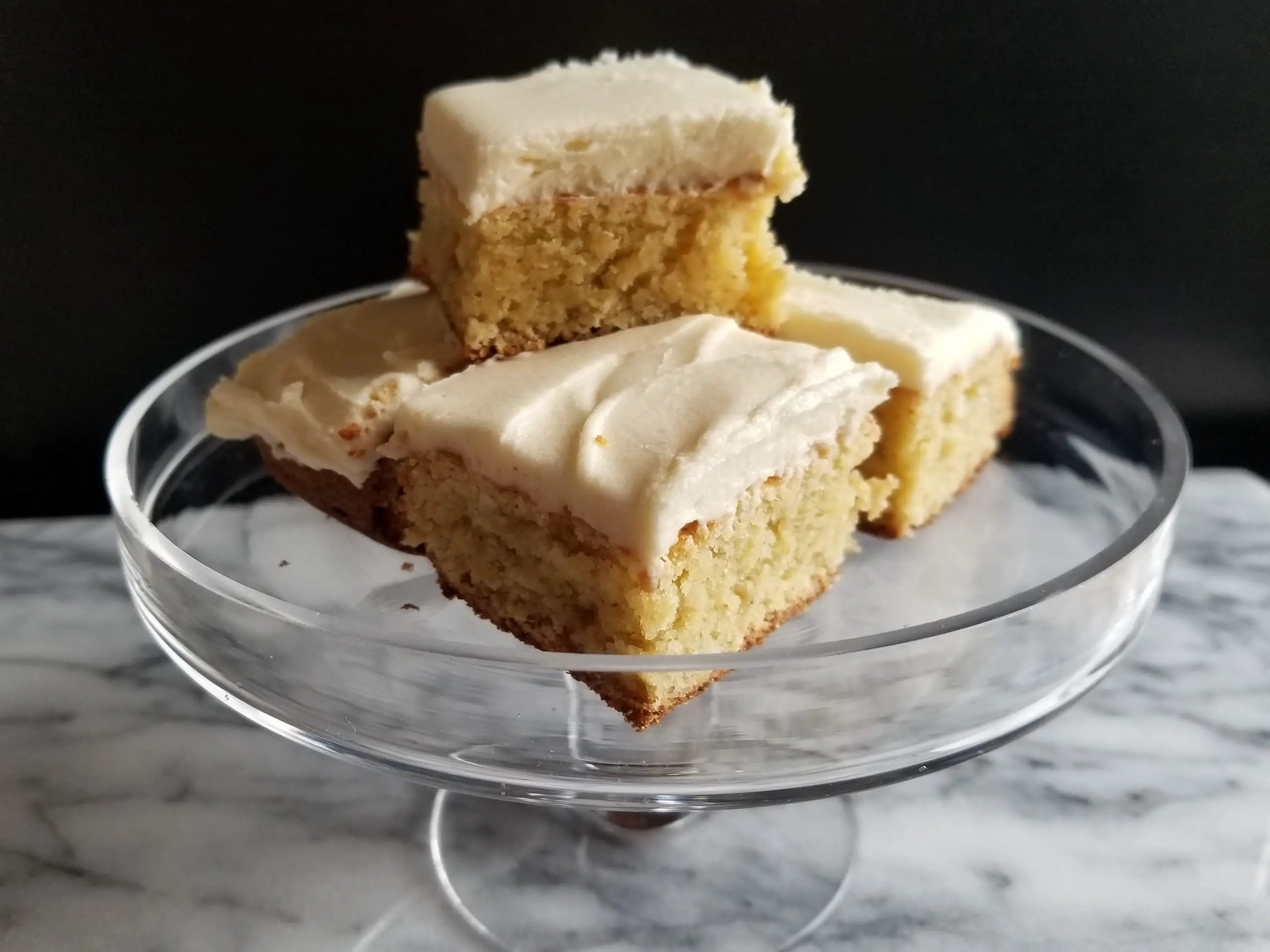 Low Carb, Gluten Free Banana Cake with Cream Cheese Frosting ...