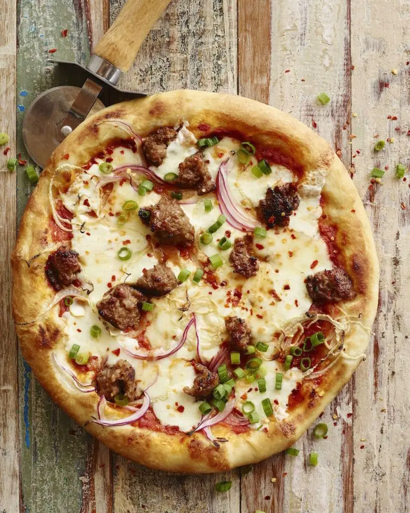 Smoked Mozzarella and Sausage Pizza from www ...
