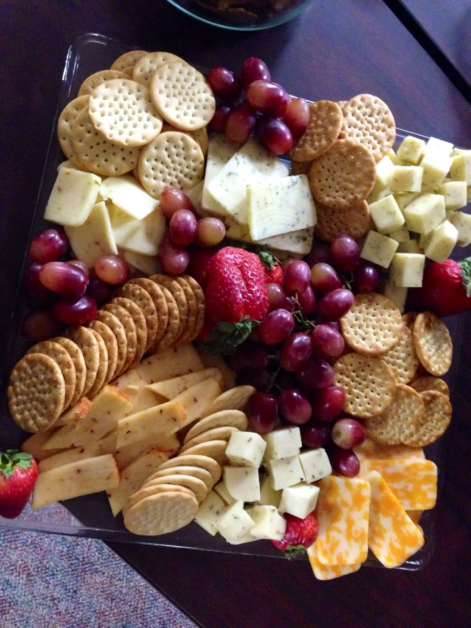 The 25+ best Cheese and cracker platter ideas on Pinterest ...