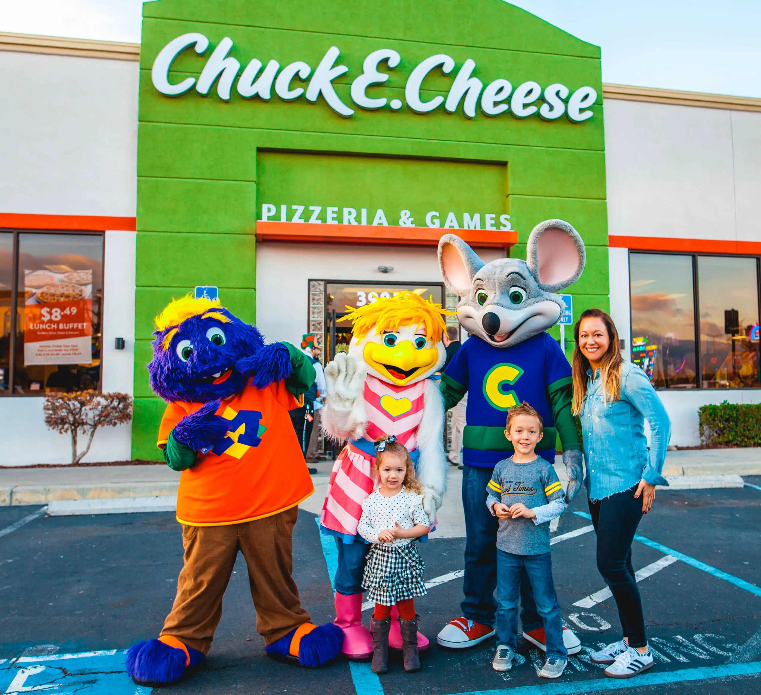 The ALL NEW Chuck E. Cheese in Newark