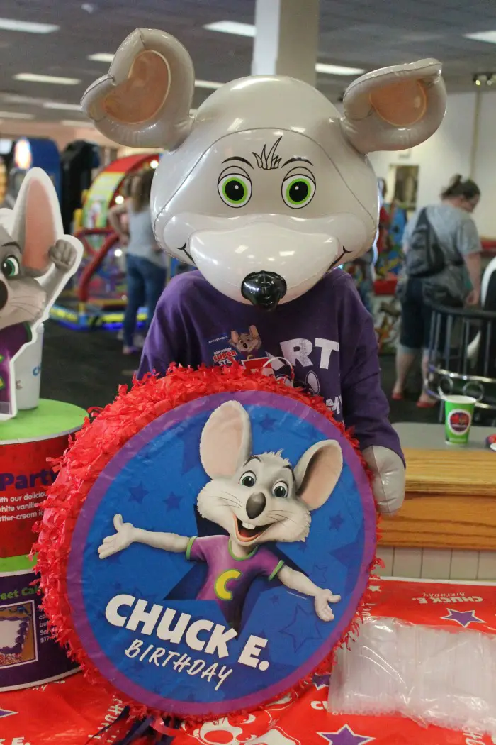Top 5 Reasons Why You Should Throw a Chuck E Cheese ...