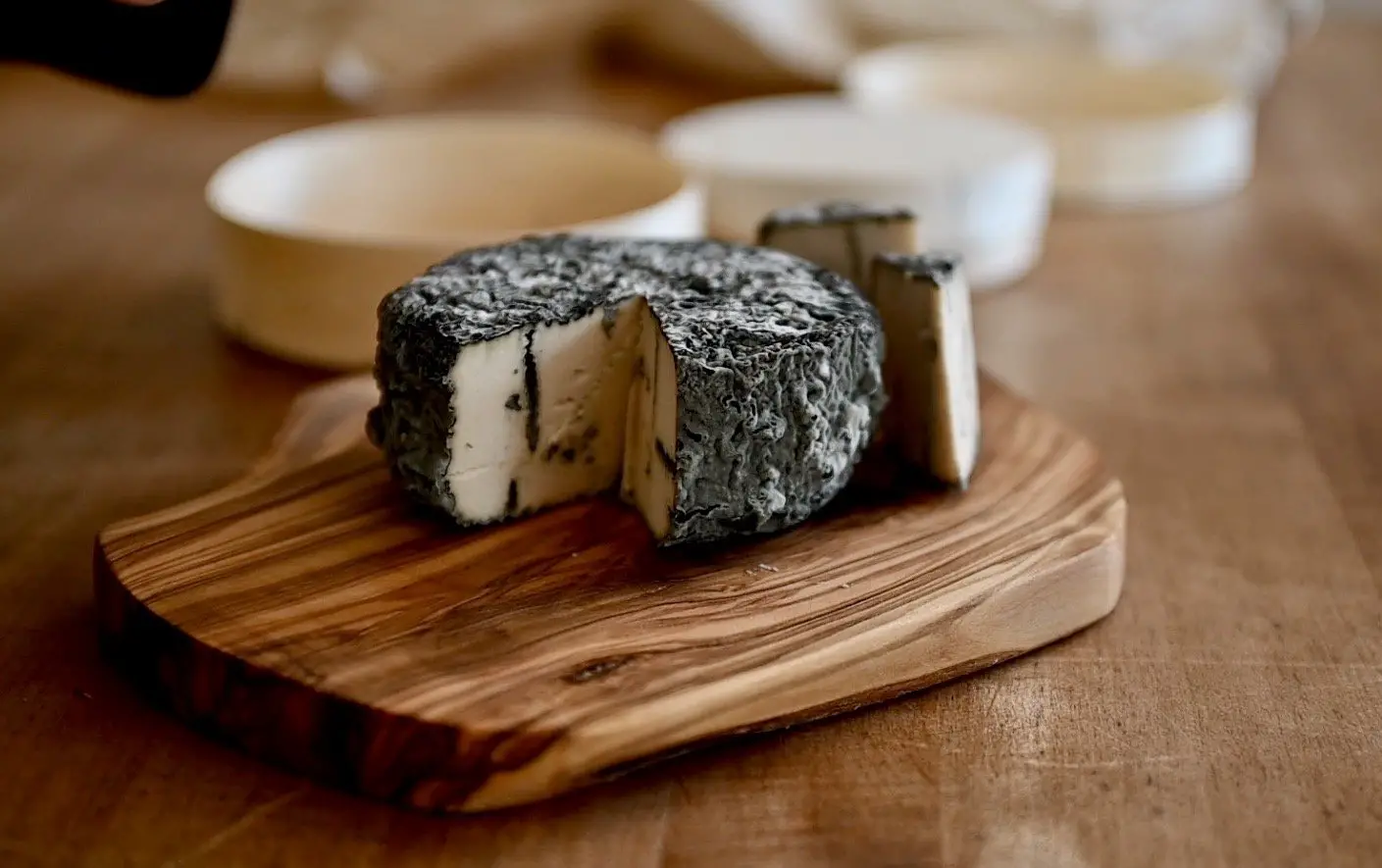 Vegan Blue Cheese ( Artisan Roquefort)