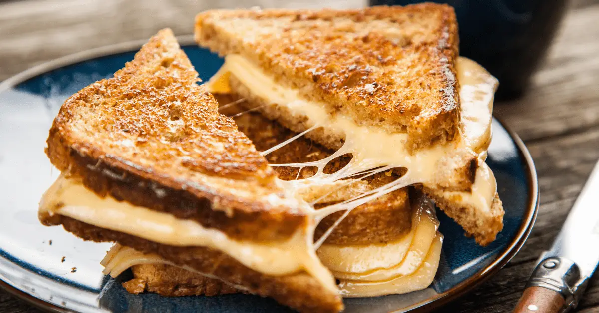 What to Serve with Grilled Cheese: 9 Tasty Side Dishes ...