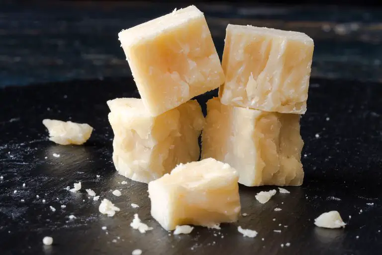 Which Cheeses Are Lowest in Cholesterol and Fat?